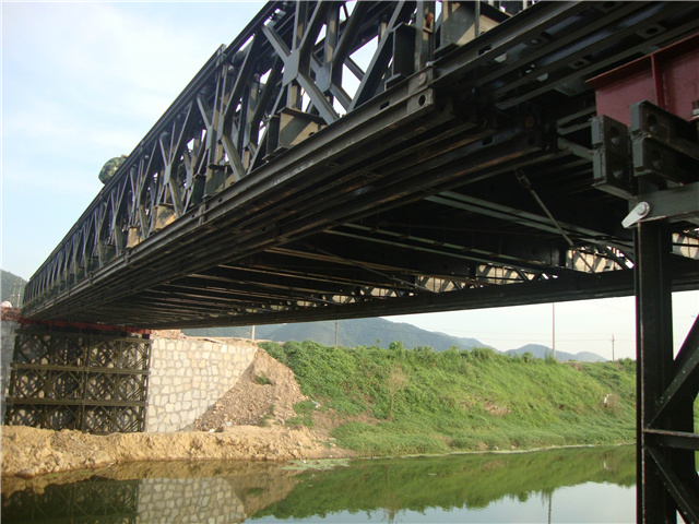 長沙市河西先導(dǎo)區(qū)鋼橋及現(xiàn)澆支架平臺(tái) 長沙市河西先導(dǎo)區(qū)鋼橋及現(xiàn)澆支架平臺(tái)